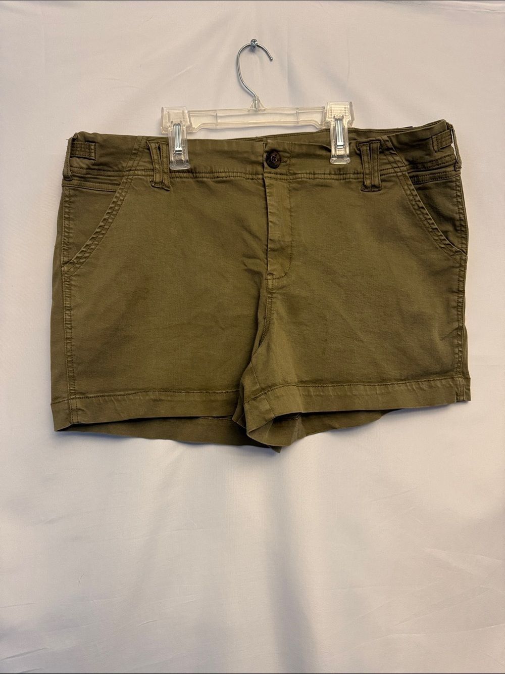 BKE Women's Olive Green Casual Shorts Size 32
